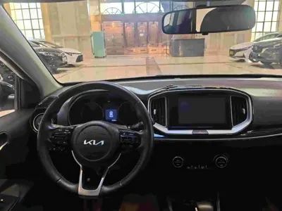 Kia KX1