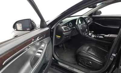 Genesis EQ900