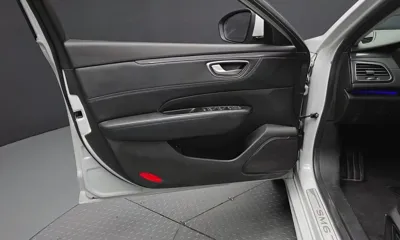 Renault-KoreaSamsung SM6