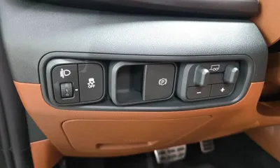 Kia Tasman