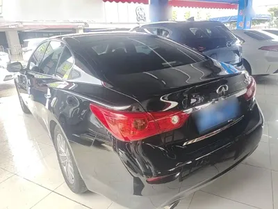 Infiniti Q50L