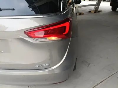 Buick GL6