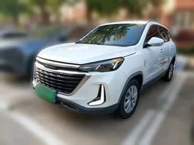 BAIC X3