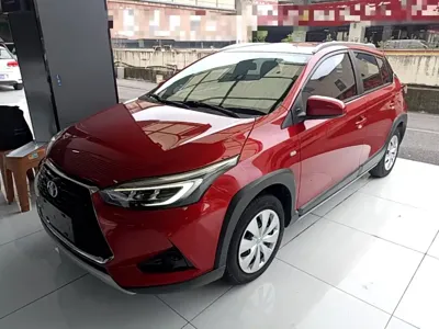 Toyota Yaris L
