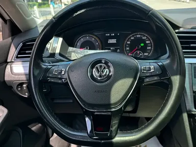 Volkswagen Lamando