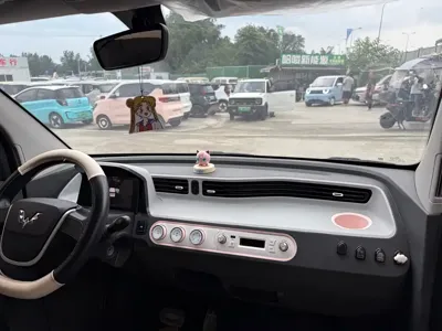 Wuling MINIEV