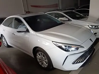 Roewe i5