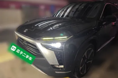 Nio ES8