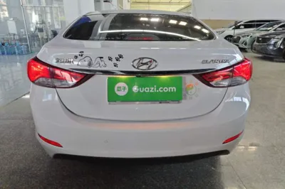 Hyundai Elantra (5th Generation