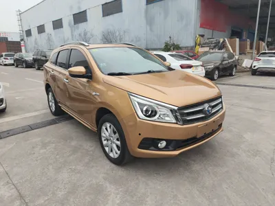 Venucia T70