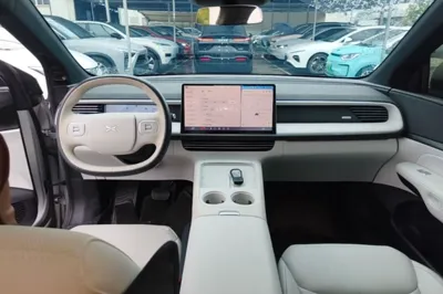 Xpeng G6