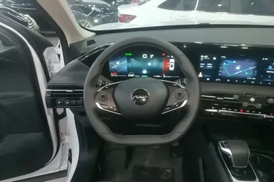 Dongfeng Aeolus Huge