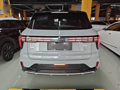 Lynk & Co 01