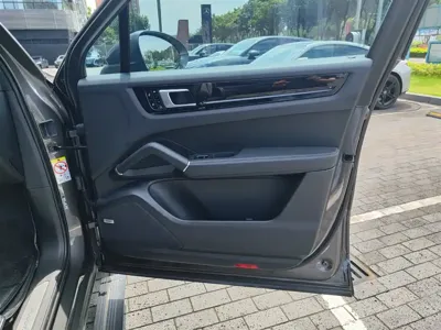 Porsche Cayenne Hybrid