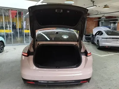 Nio ET5