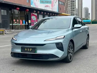 Roewe 荣威D6