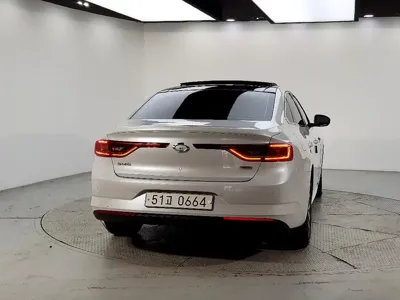 Renault-KoreaSamsung SM6