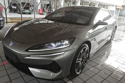 Denza Z9GT