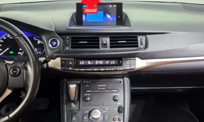 Lexus CT200h