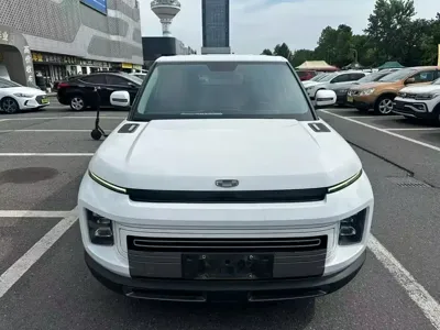 Geely ICON