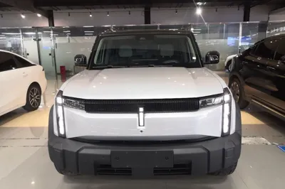 iCAR 03