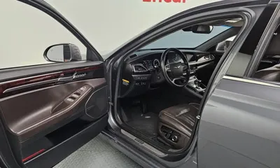 Genesis EQ900