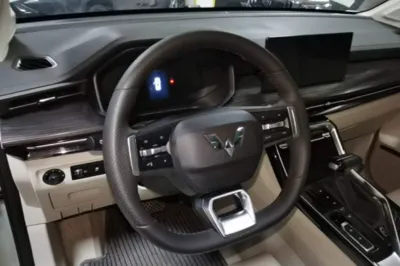Wuling Asta
