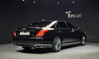 Genesis EQ900