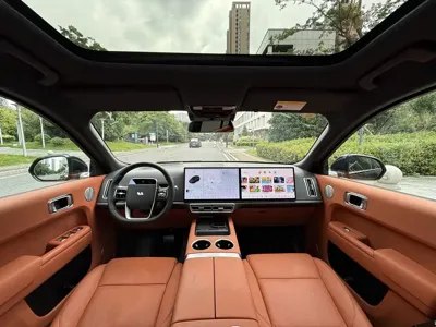 Li Auto Li L8