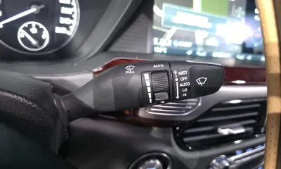 Genesis EQ900
