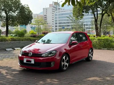 Volkswagen Golf GTI