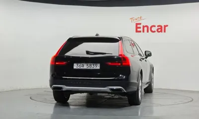Volvo V90