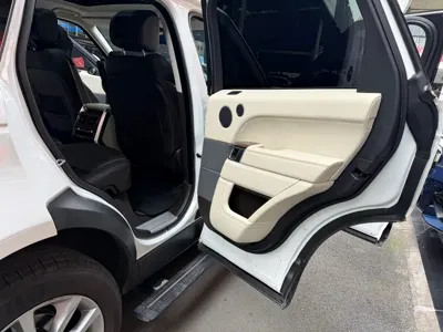 Land Rover Sport