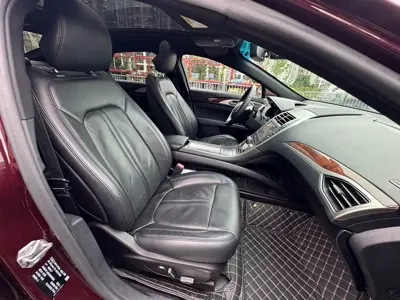 Lincoln MKZ