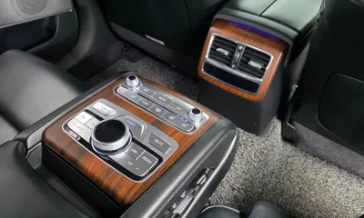 Kia K9