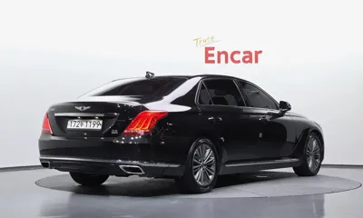 Genesis EQ900