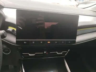 Roewe i5