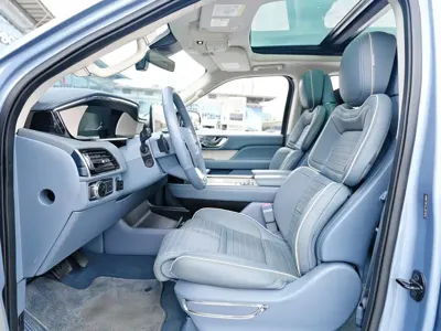 Lincoln Navigator