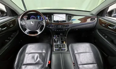 Hyundai Equus
