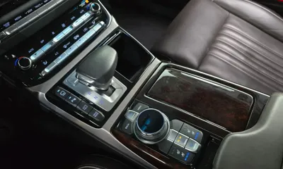 Genesis EQ900