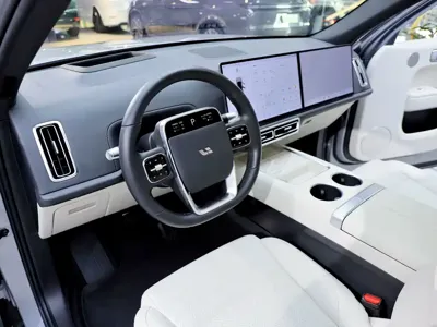 Li Auto Li L7
