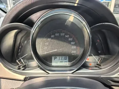 Toyota Yaris L