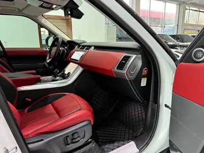 Land Rover Sport