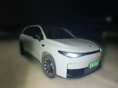 Leapmotor C10