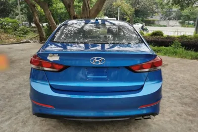 Hyundai Elantra (6th Generation