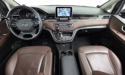 Hyundai Starex