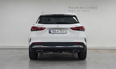Mercedes-Benz GLA-Class