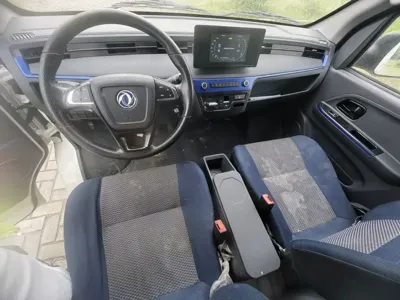 Dongfeng EM27