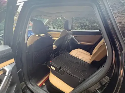 Geely Boyue L
