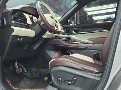 Geely Xingyue L